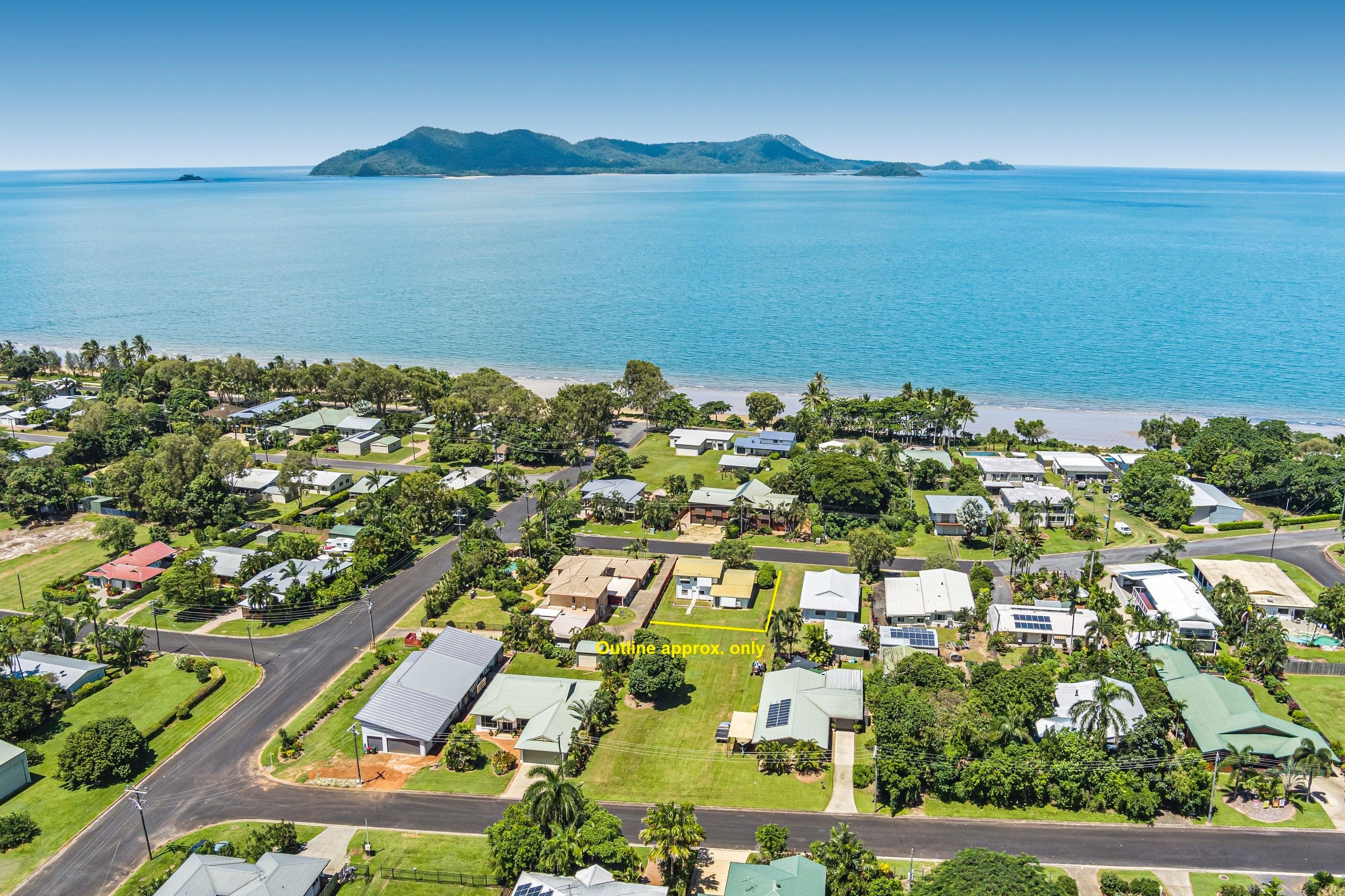 40 Mitchell Street, SOUTH MISSION QLD 4852, South Mission Beach - Thumbnail 3