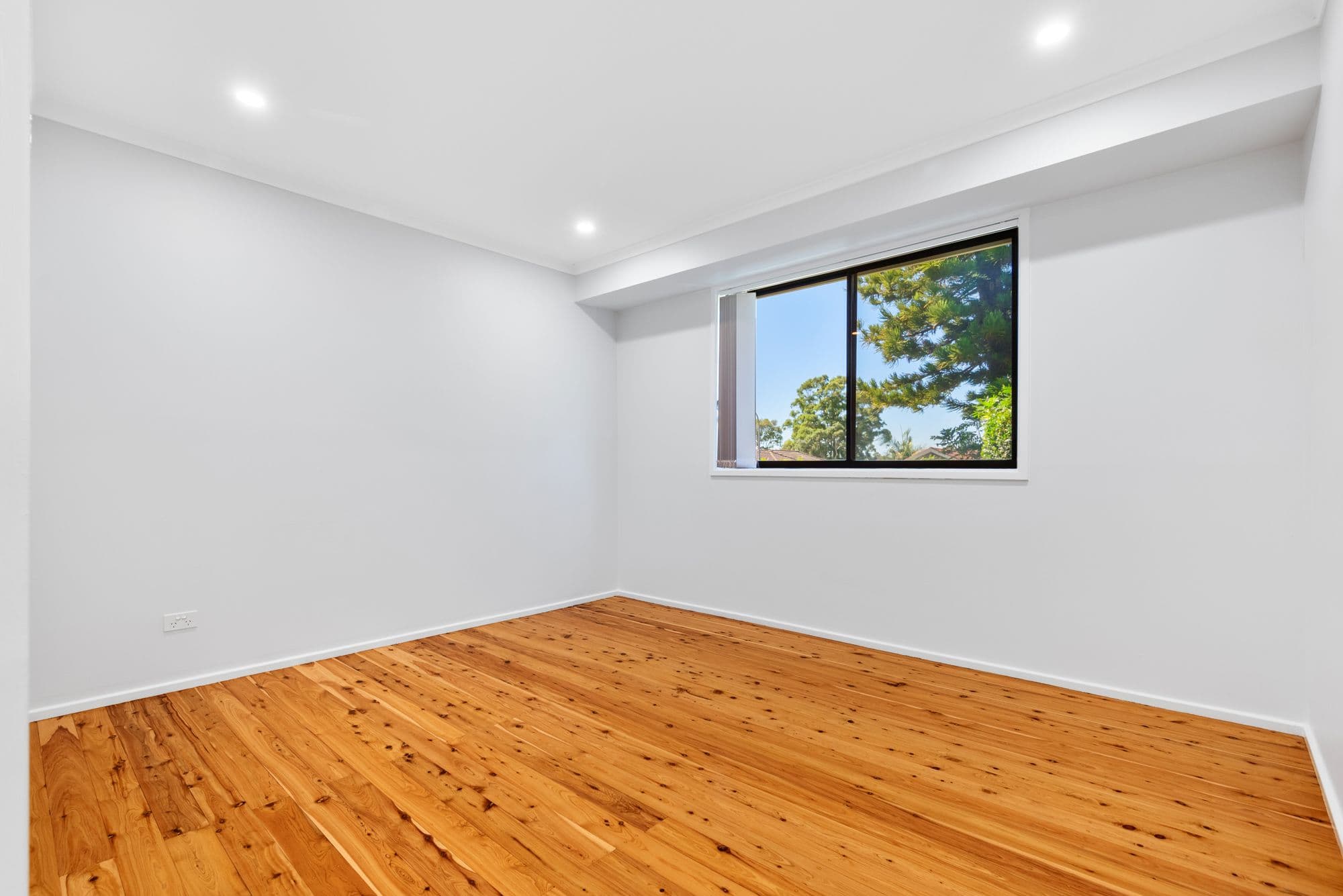 24 Othello Avenue, Rosemeadow NSW 2560, Rosemeadow - Thumbnail 6