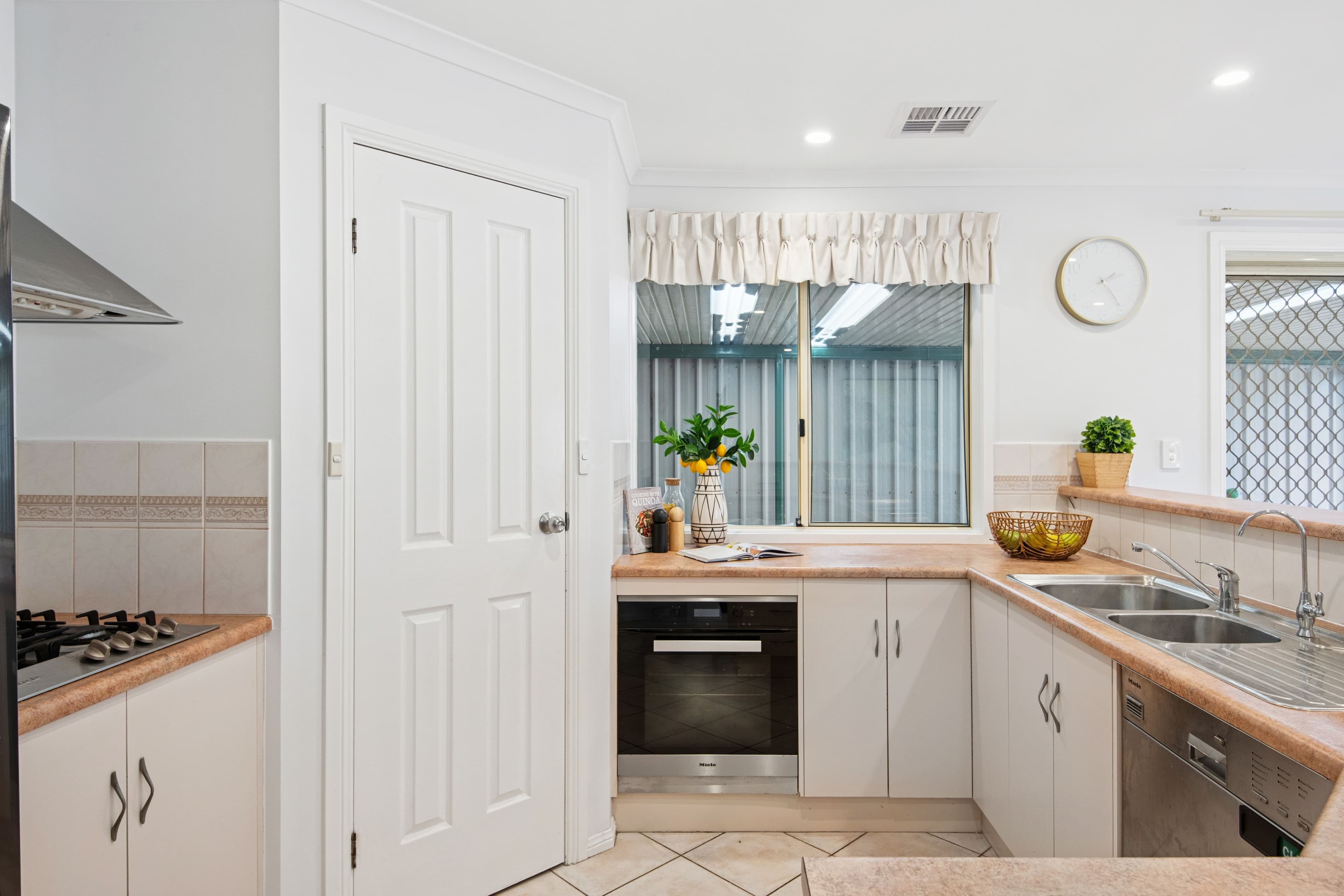 13 Dorrien Avenue, Woodcroft SA 5162, Woodcroft - Thumbnail 8