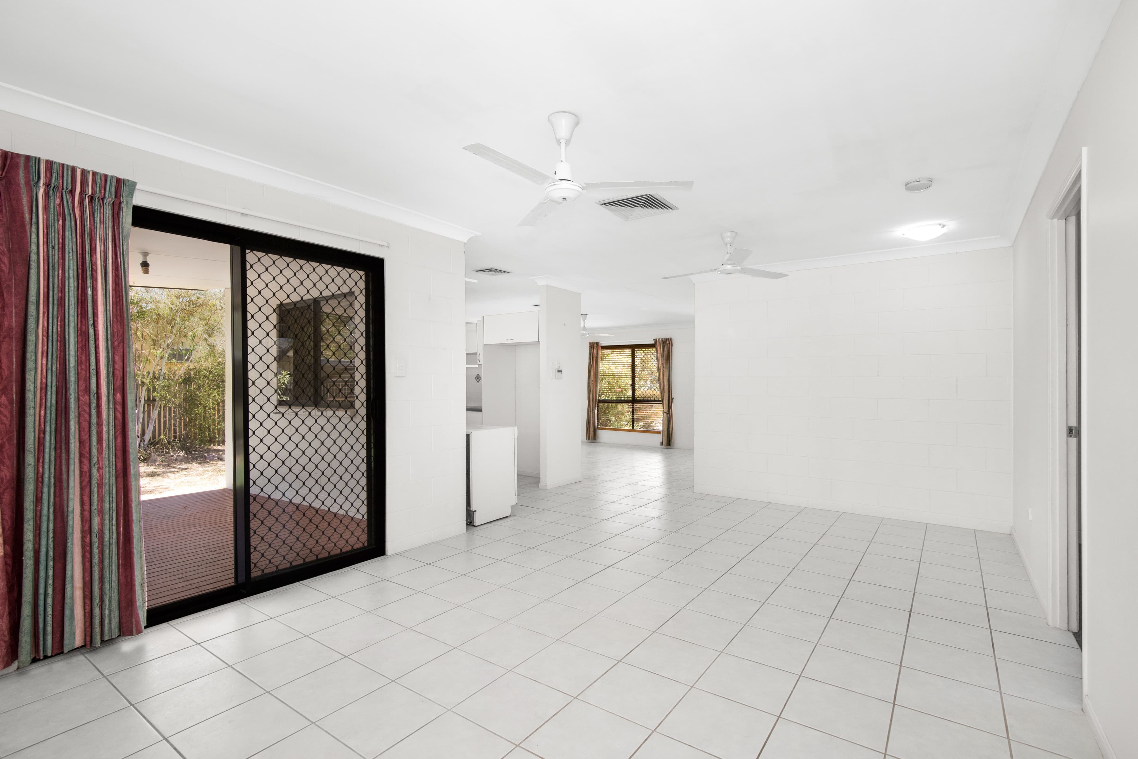 24 Elton Drive, Kelso QLD 4815, Kelso - Thumbnail 2