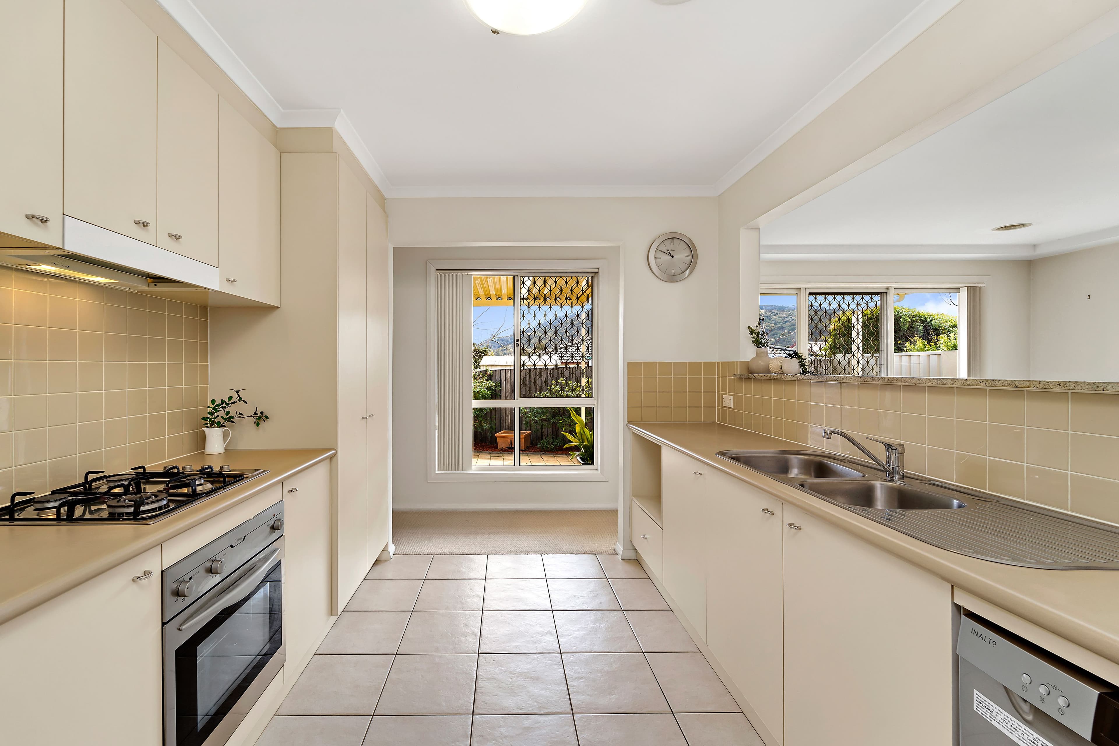 6 Kettlewell Crescent, Banks ACT 2906, Banks - Thumbnail 4