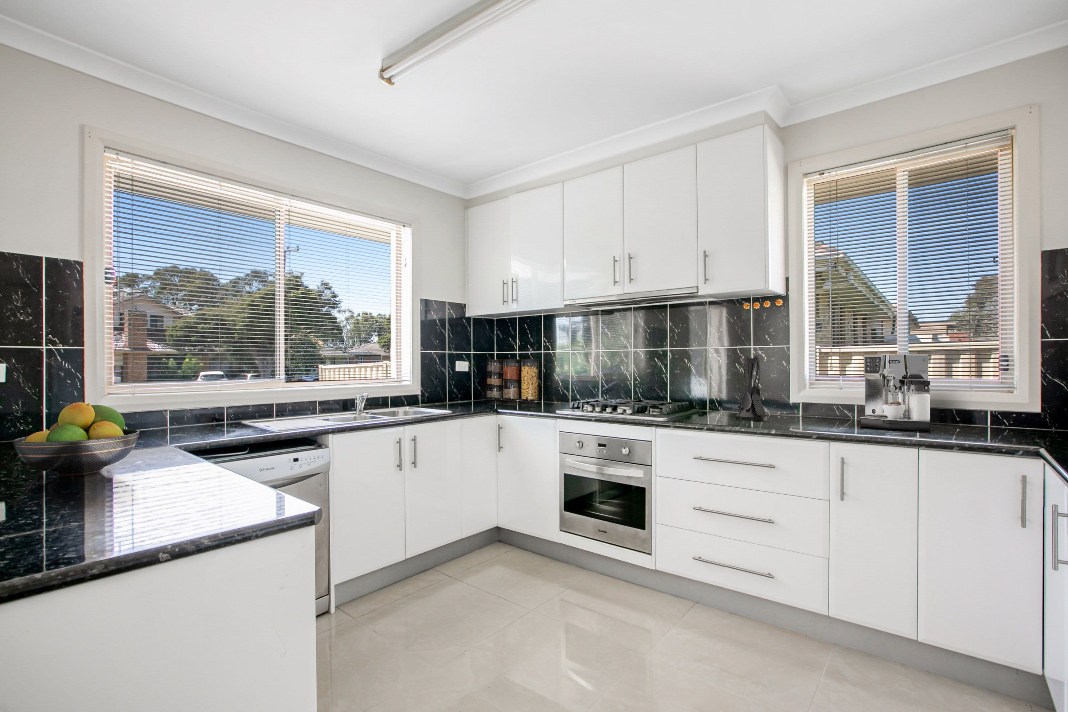 61 Winter Crescent, Reservoir VIC 3073, Reservoir - Thumbnail 4