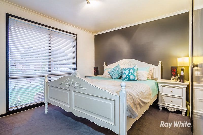 18 Macquarie Court, Cranbourne North VIC 3977, Cranbourne North - Thumbnail 7