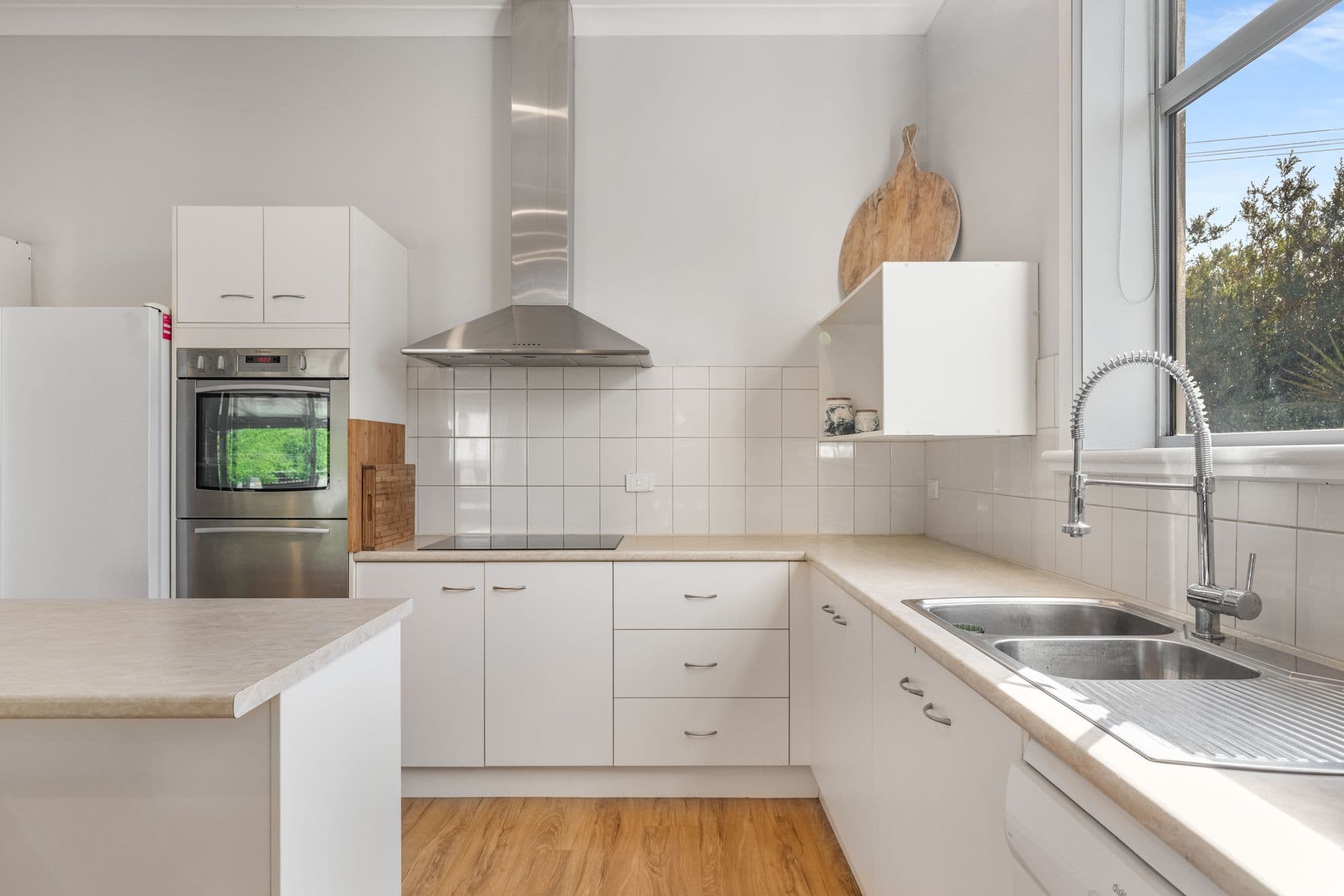 2 Carthew Street, Beachport SA 5280, Beachport - Thumbnail 6