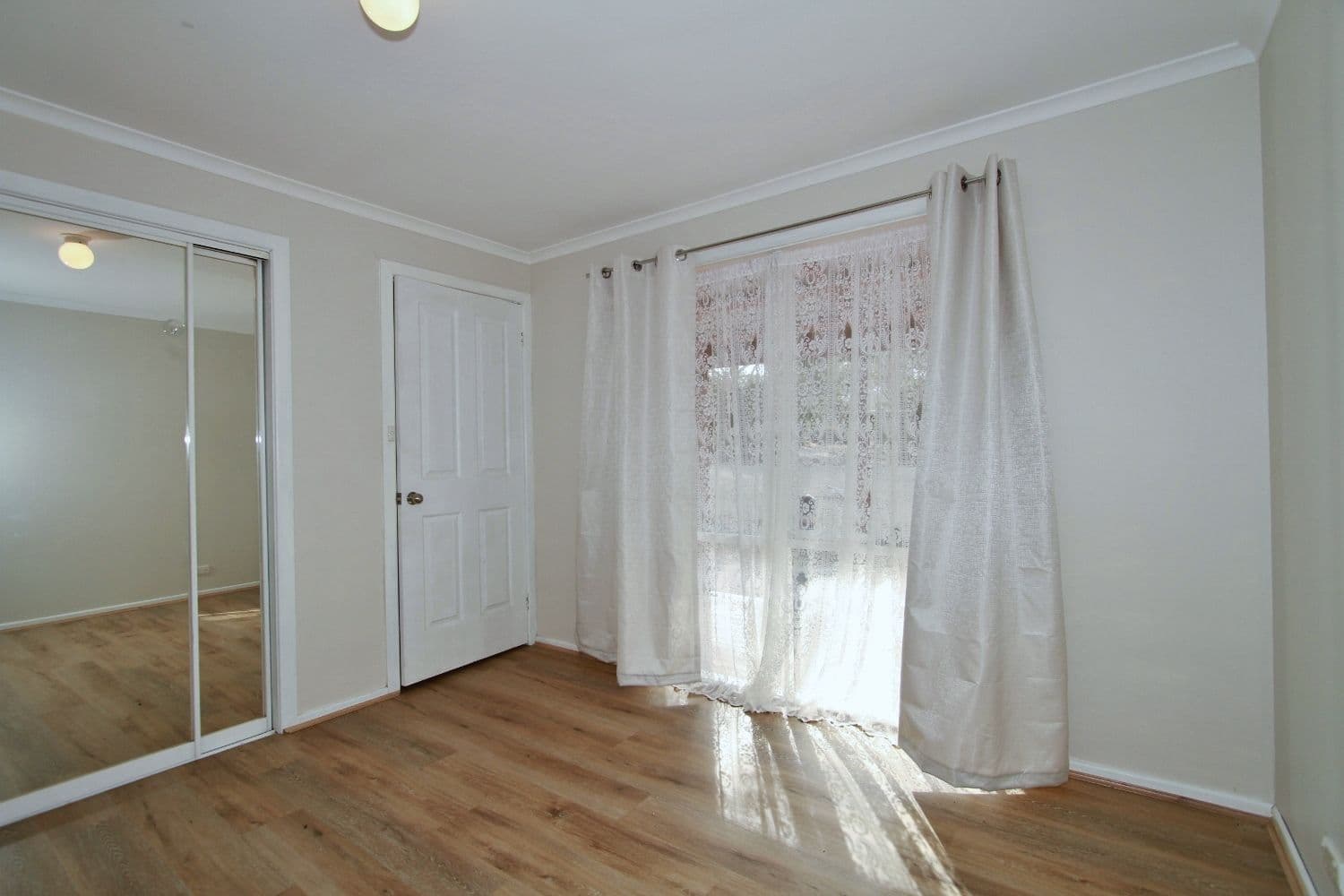 10 Matthews Road, Heathcote VIC 3523, Heathcote - Thumbnail 4
