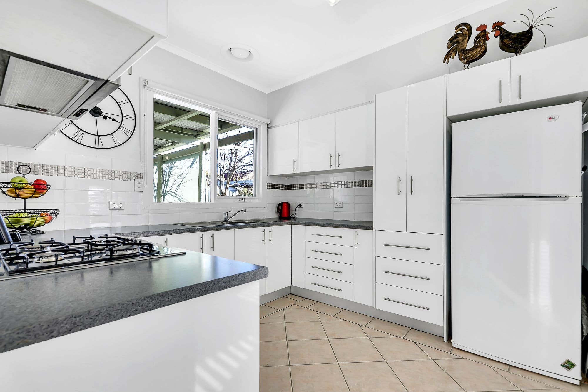 8 Hamlyn Avenue, Hamlyn Heights VIC 3215, Hamlyn Heights - Thumbnail 6
