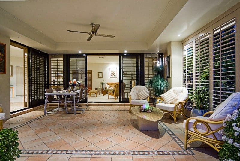 4 Jarvis Place, ARUNDEL QLD 4214, Arundel - Thumbnail 4