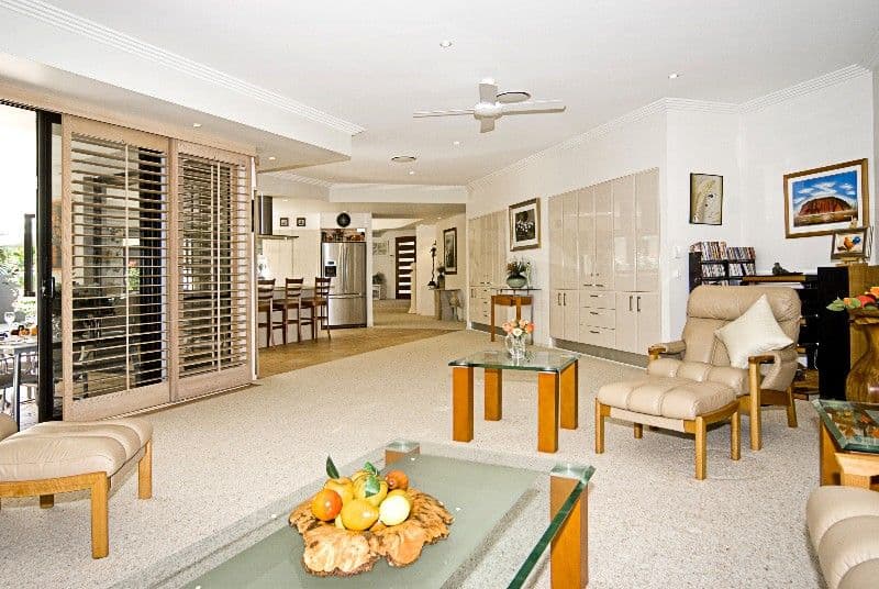 4 Jarvis Place, ARUNDEL QLD 4214, Arundel - Thumbnail 7