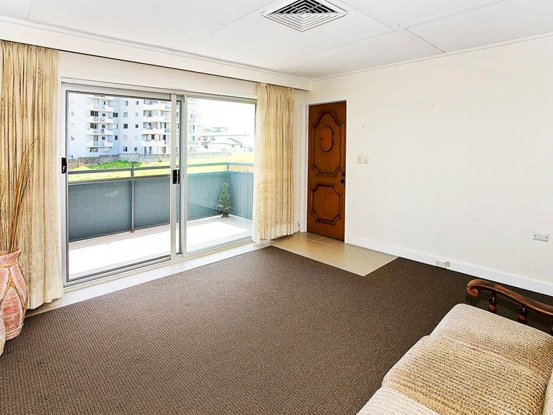 34 Woodcliffe Crescent, WOODY POINT QLD 4019, Woody Point - Thumbnail 6