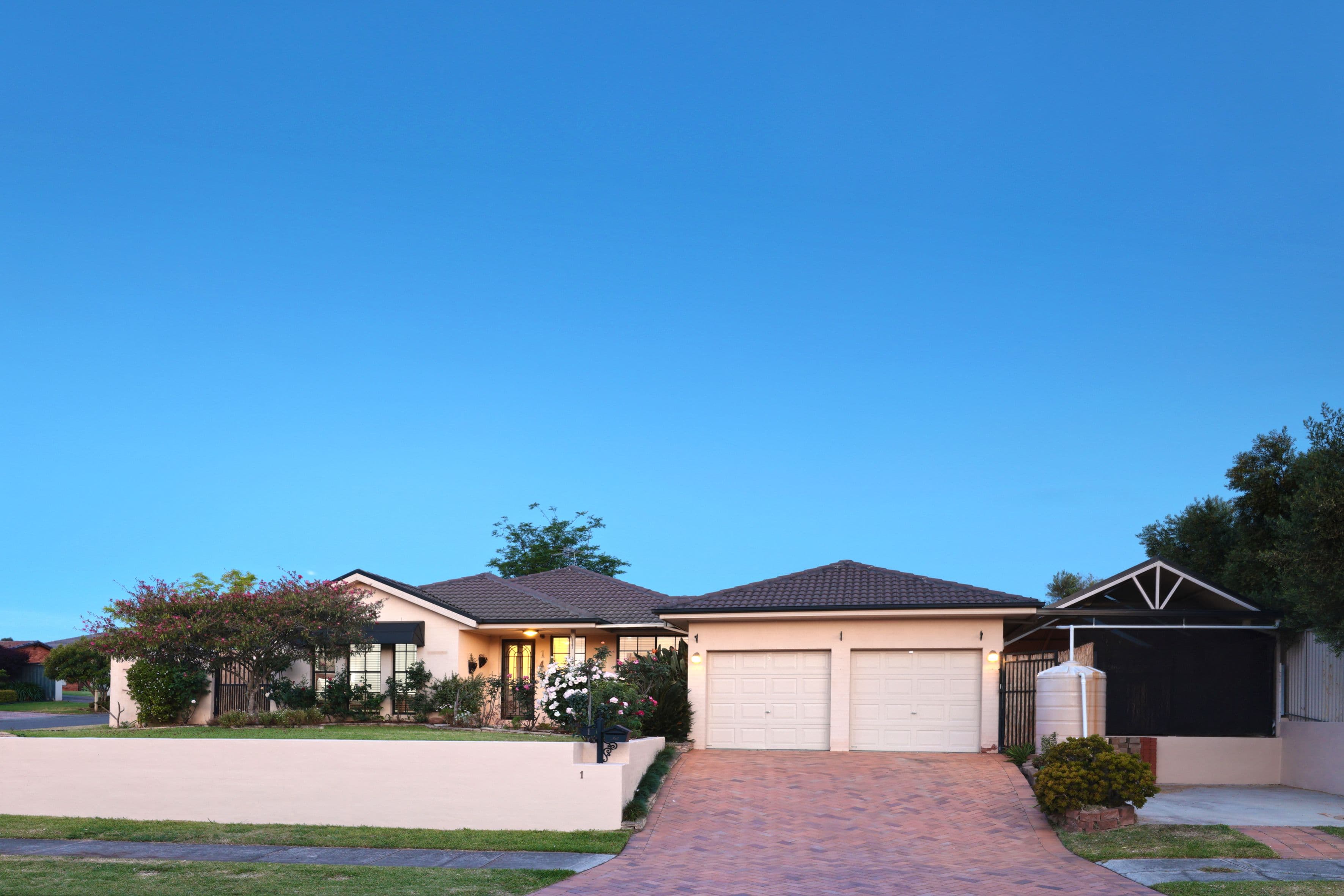 1 Sandalwood Close, Casula NSW 2170, Casula - Thumbnail 2