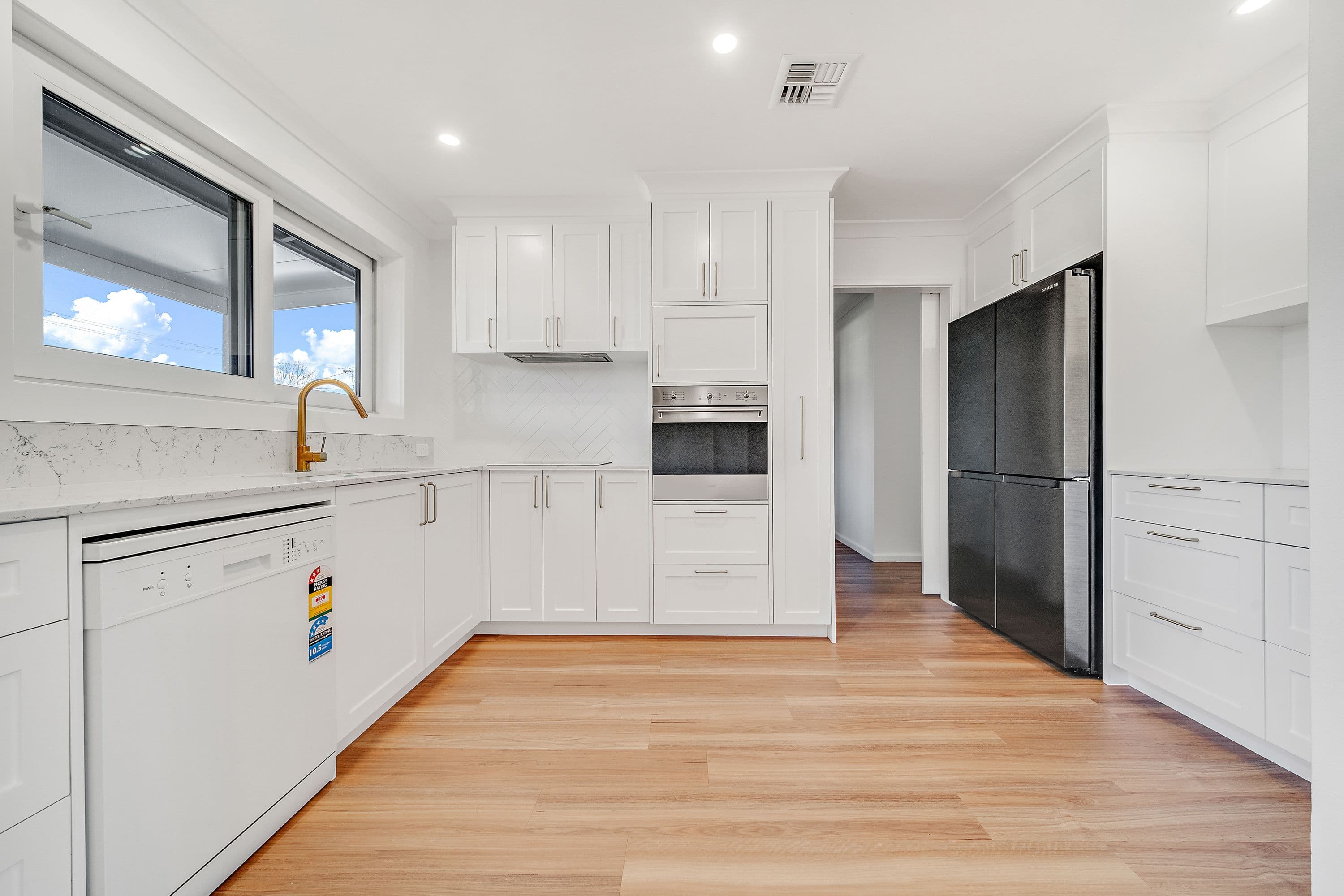 132 Cowper Street, Dickson ACT 2602, Dickson - Thumbnail 2