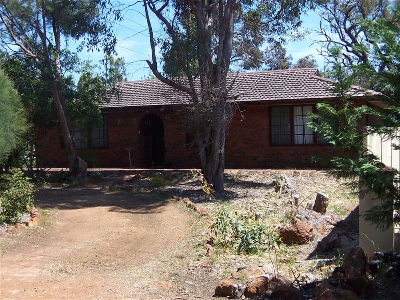 7 Guppy Road, KALAMUNDA WA 6076, Kalamunda - Thumbnail 3