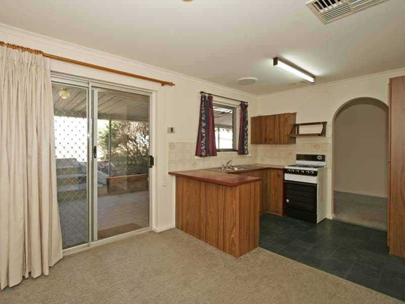 78 Scottsglade Road, CHRISTIE DOWNS SA 5164, Christie Downs - Thumbnail 3