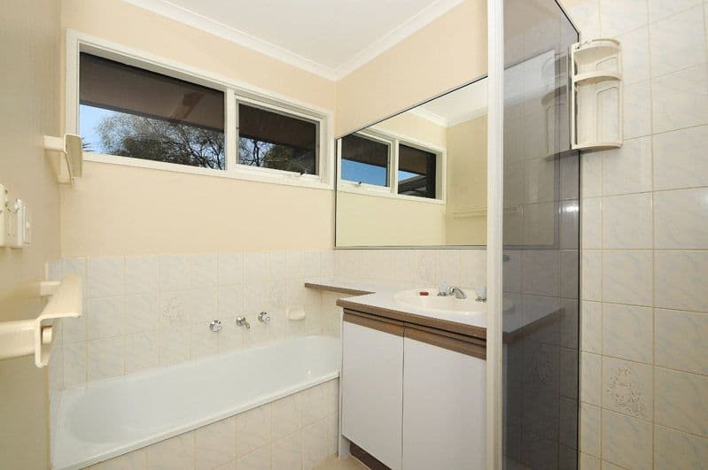 11 Regal Court, Carrum Downs VIC 3201, Carrum Downs - Thumbnail 4