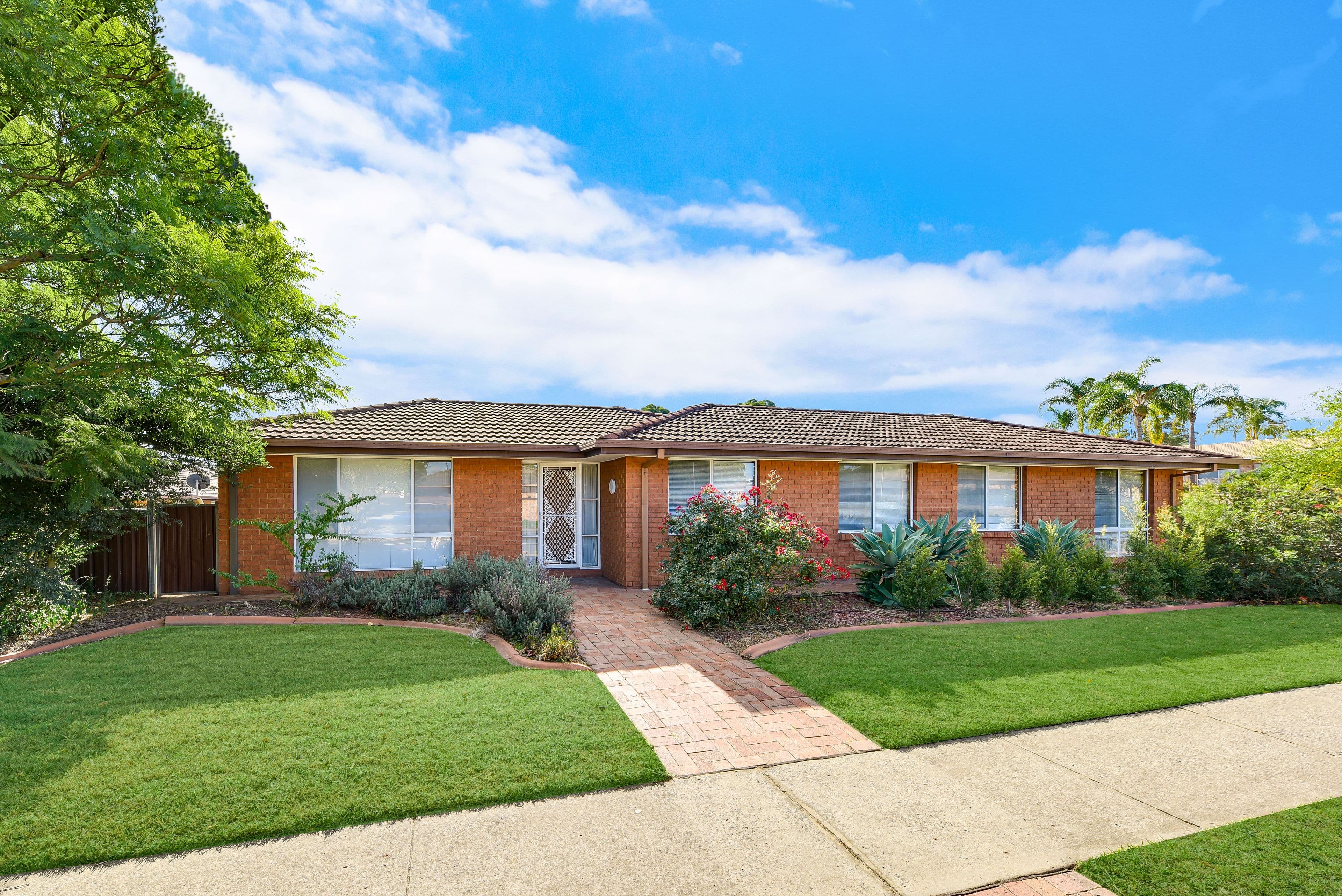 1 Waterworth Drive, Narellan Vale - Image 1