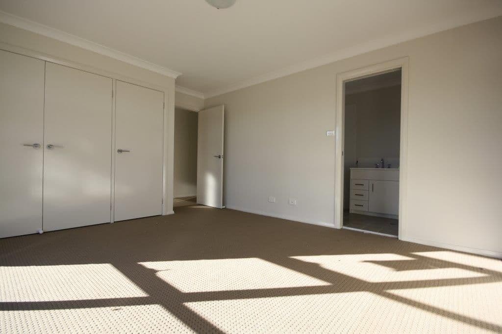 3 Lesley Avenue, EDGEWORTH NSW 2285, Edgeworth - Thumbnail 5
