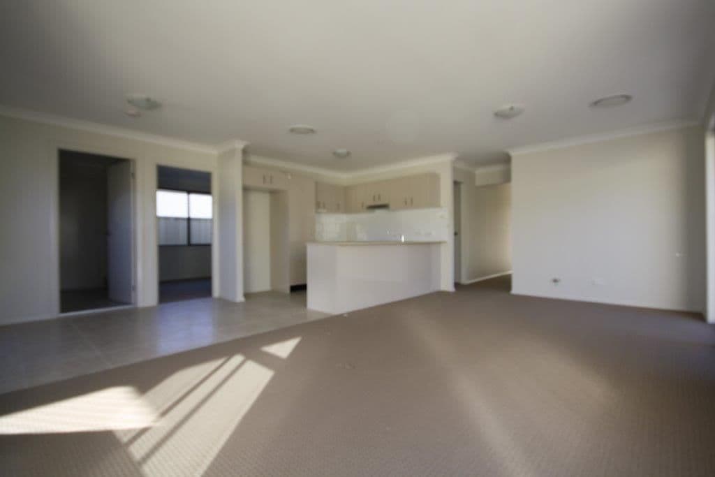 3 Lesley Avenue, EDGEWORTH NSW 2285, Edgeworth - Thumbnail 8