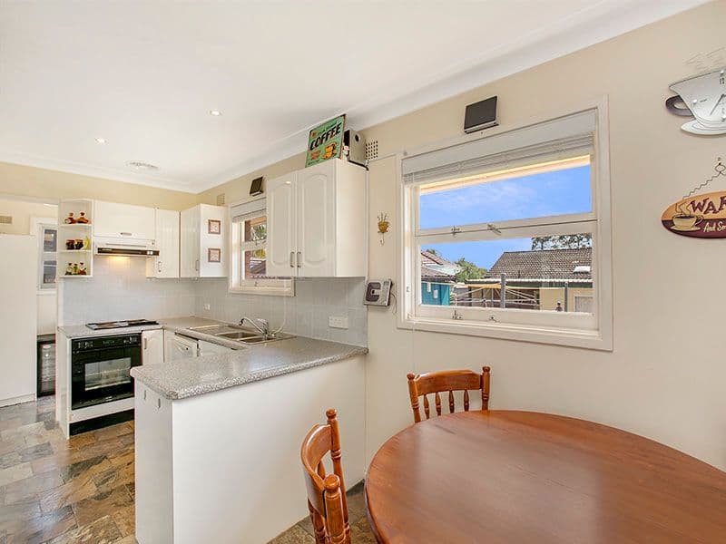 23 Tinakill Avenue, Engadine NSW 2233, Engadine - Thumbnail 2