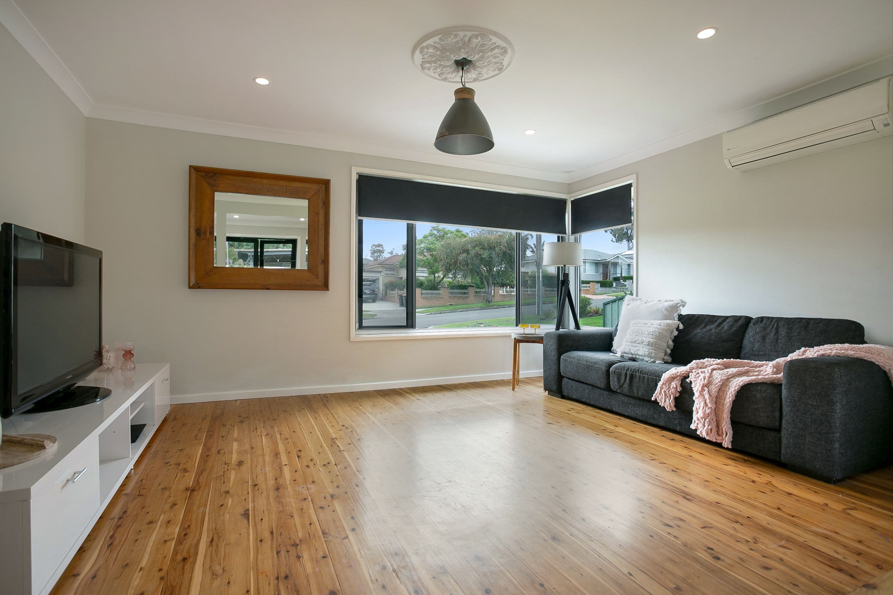 19 Mazepa Avenue, South Penrith NSW 2750, South Penrith - Thumbnail 2