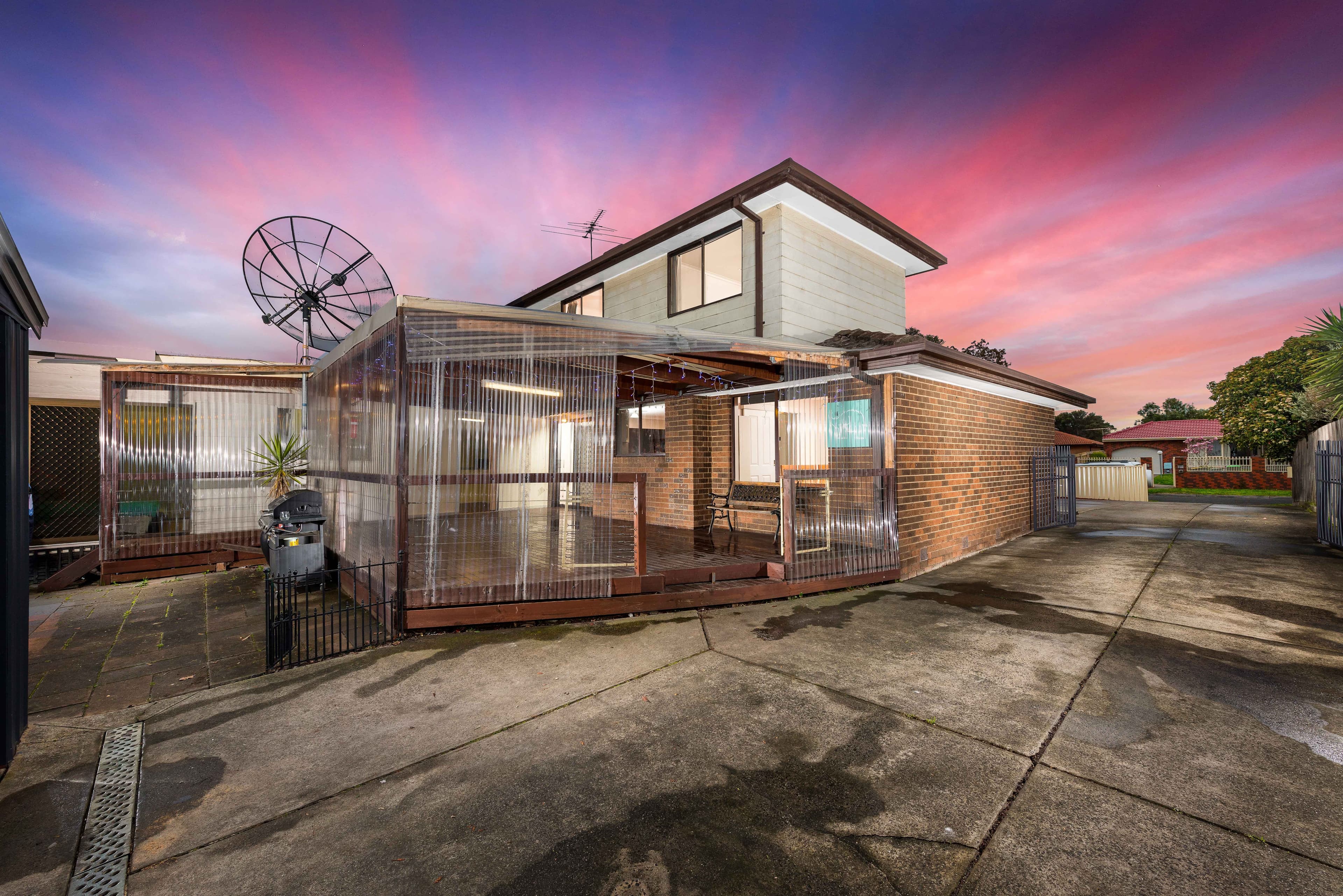 4 Gloaming Court, Mill Park VIC 3082, Mill Park - Thumbnail 2