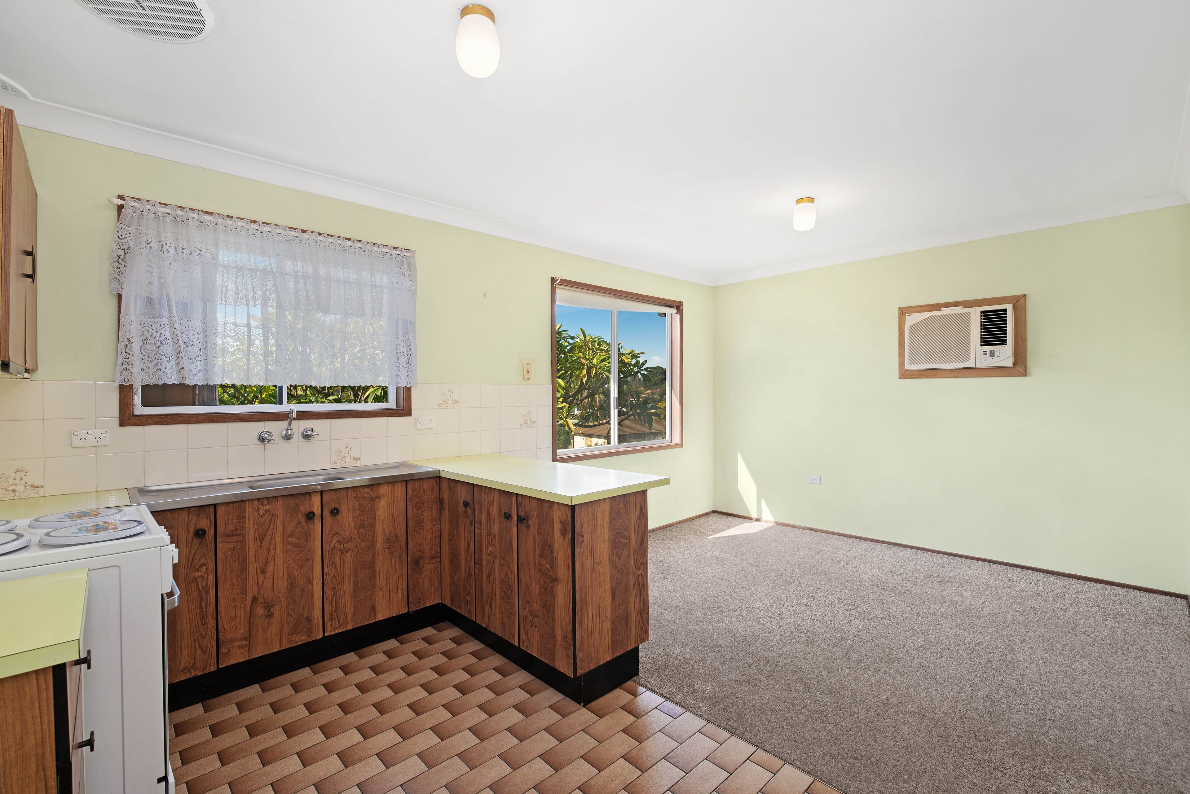 1 Wolstenholme Street, Rutherford - Thumbnail 2
