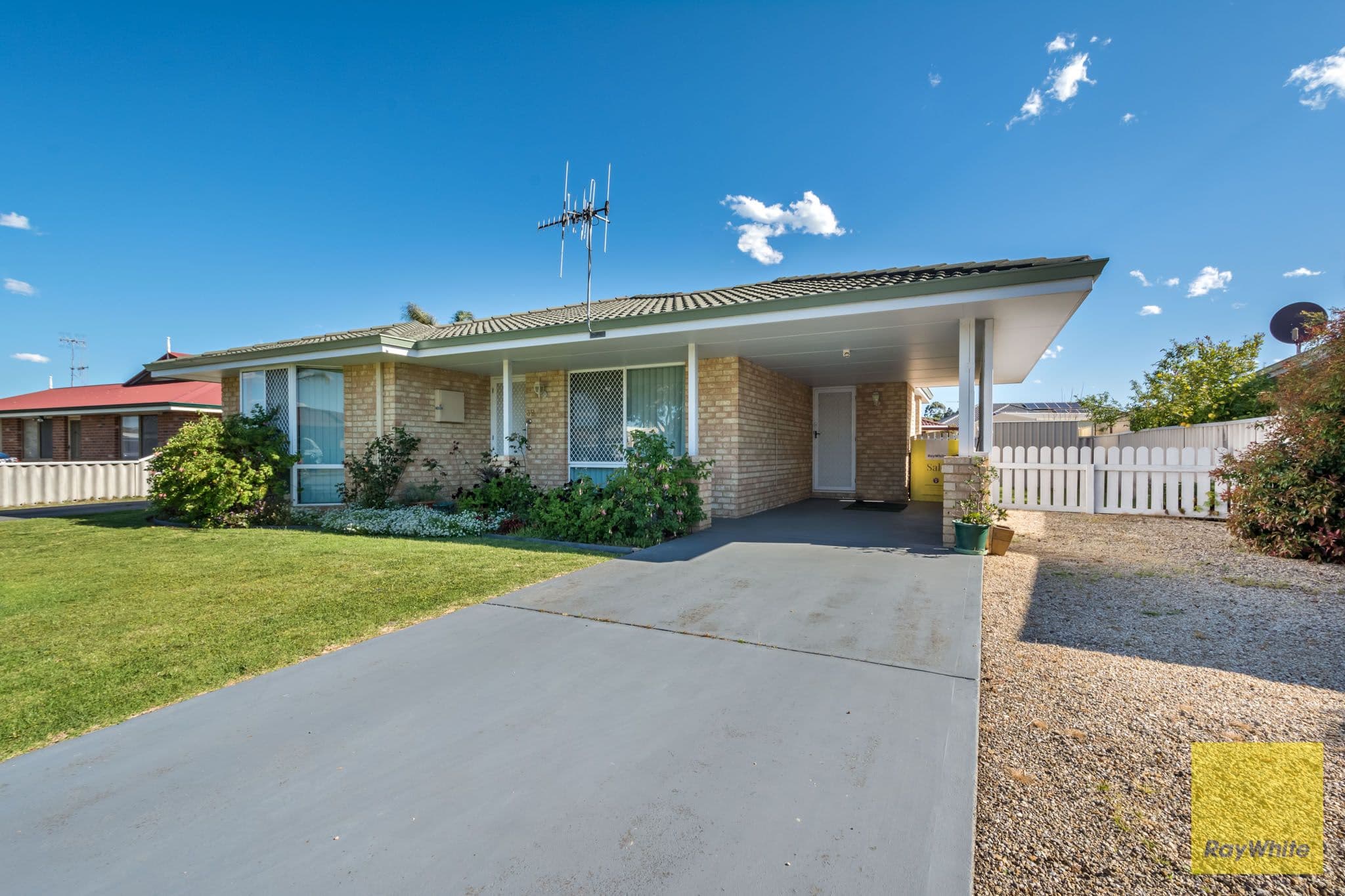 3b Salvado Road, Orana WA 6330, Orana - Thumbnail 4