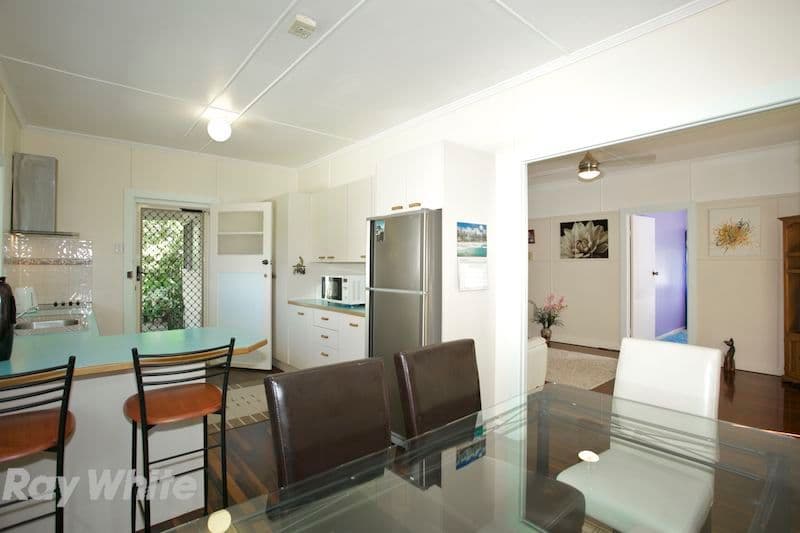 1 Bramble Street, WOODY POINT QLD 4019, Woody Point - Thumbnail 4