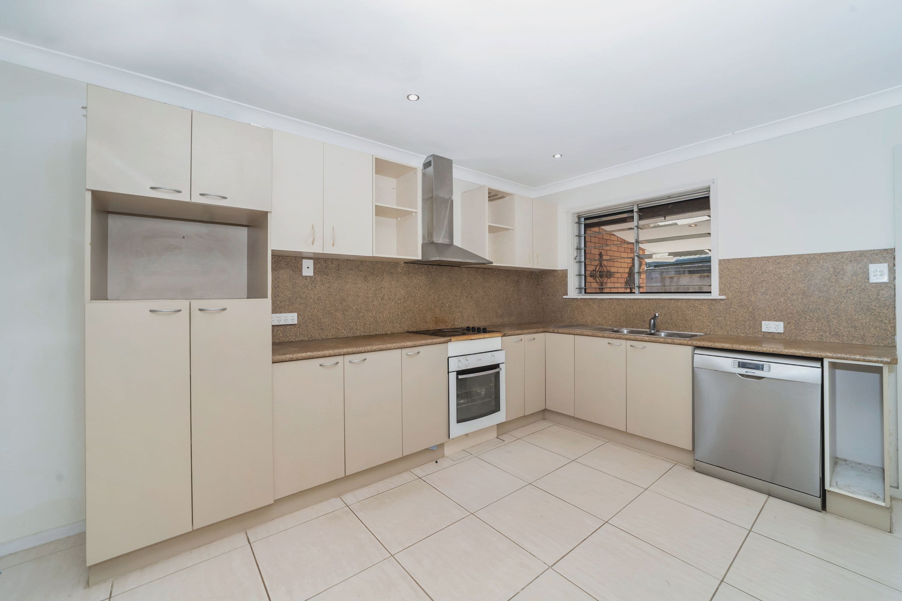 170 Pinnacle Drive, Condon QLD 4815, Condon - Thumbnail 4