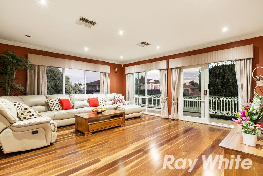 2 Mourik Court, Wantirna VIC 3152, Wantirna - Thumbnail 2