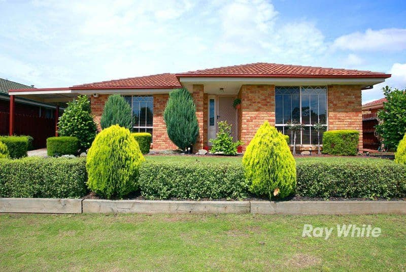 8 Bronhill Court, CRANBOURNE VIC 3977, Cranbourne West - Image 1