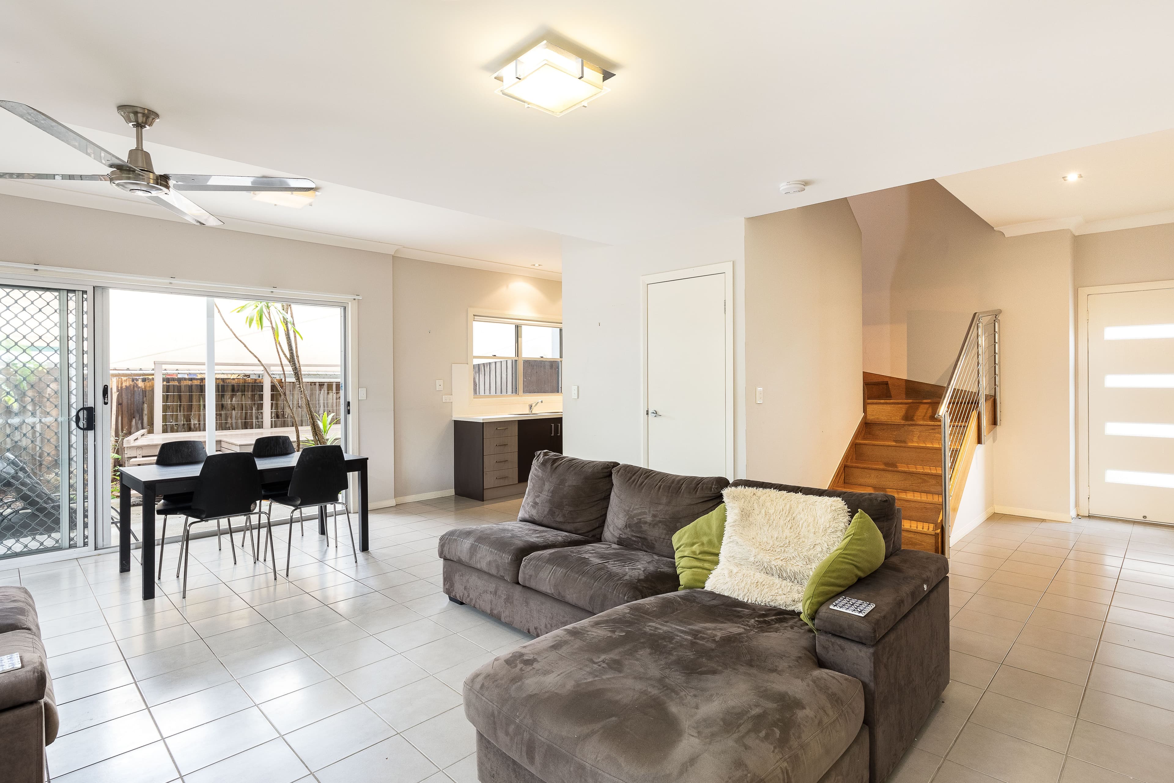 28 Smallman Street, Bulimba QLD 4171, Bulimba - Image 1