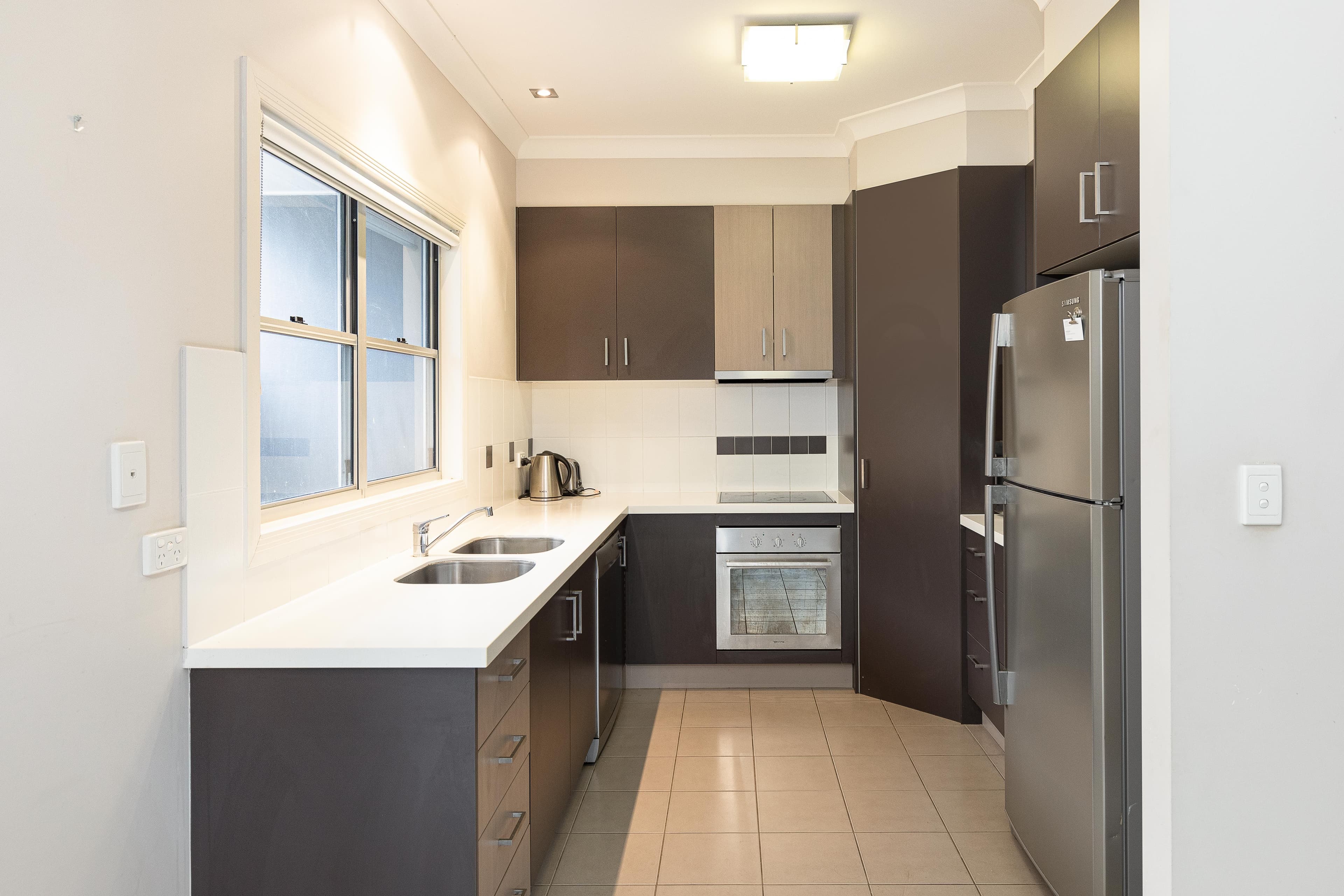 28 Smallman Street, Bulimba QLD 4171, Bulimba - Thumbnail 3