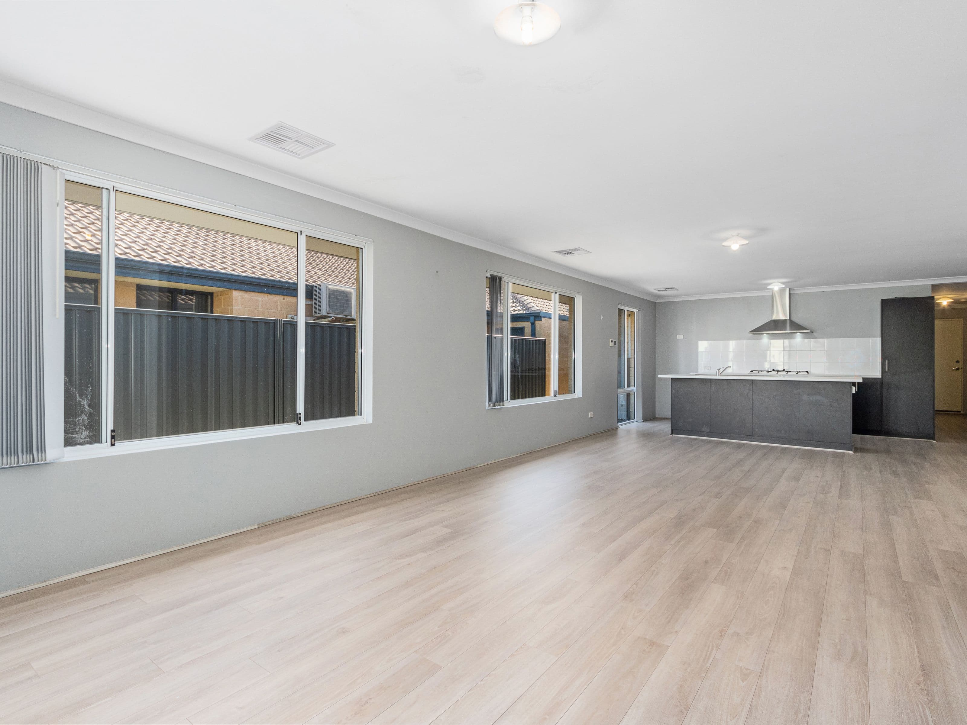 72 Markwell Avenue, Haynes WA 6112, Haynes - Thumbnail 2