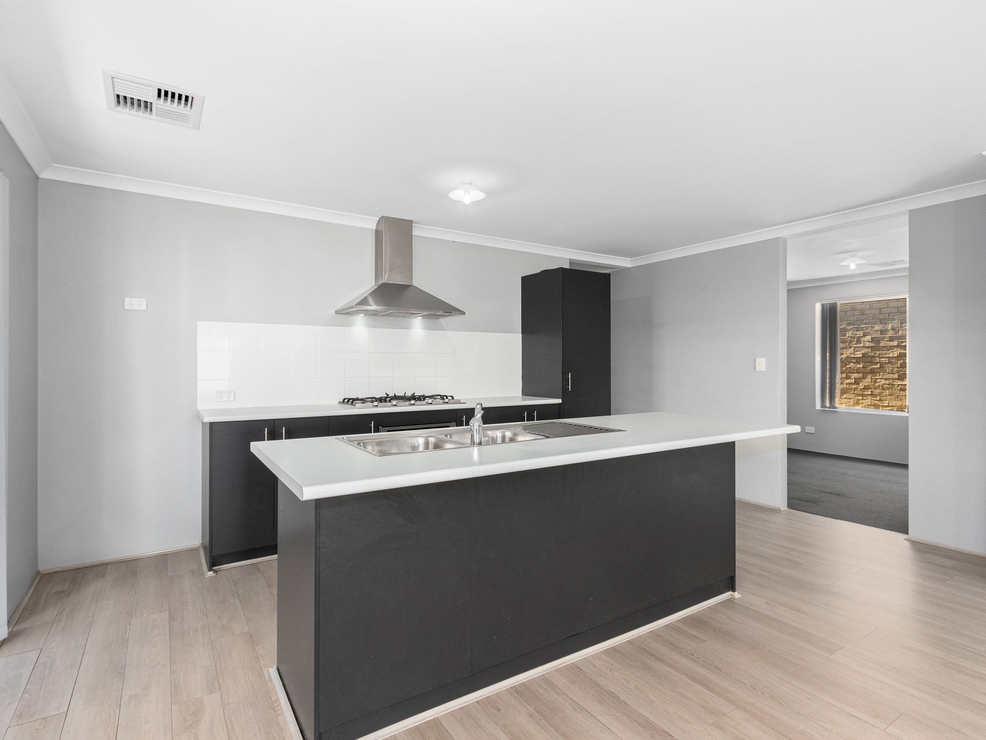 72 Markwell Avenue, Haynes WA 6112, Haynes - Thumbnail 4