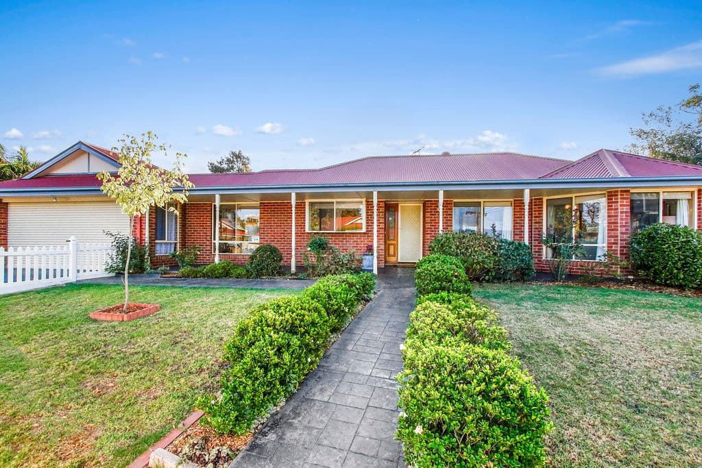 21 Michael Lane, Mount Evelyn VIC 3796, Mount Evelyn - Image 1