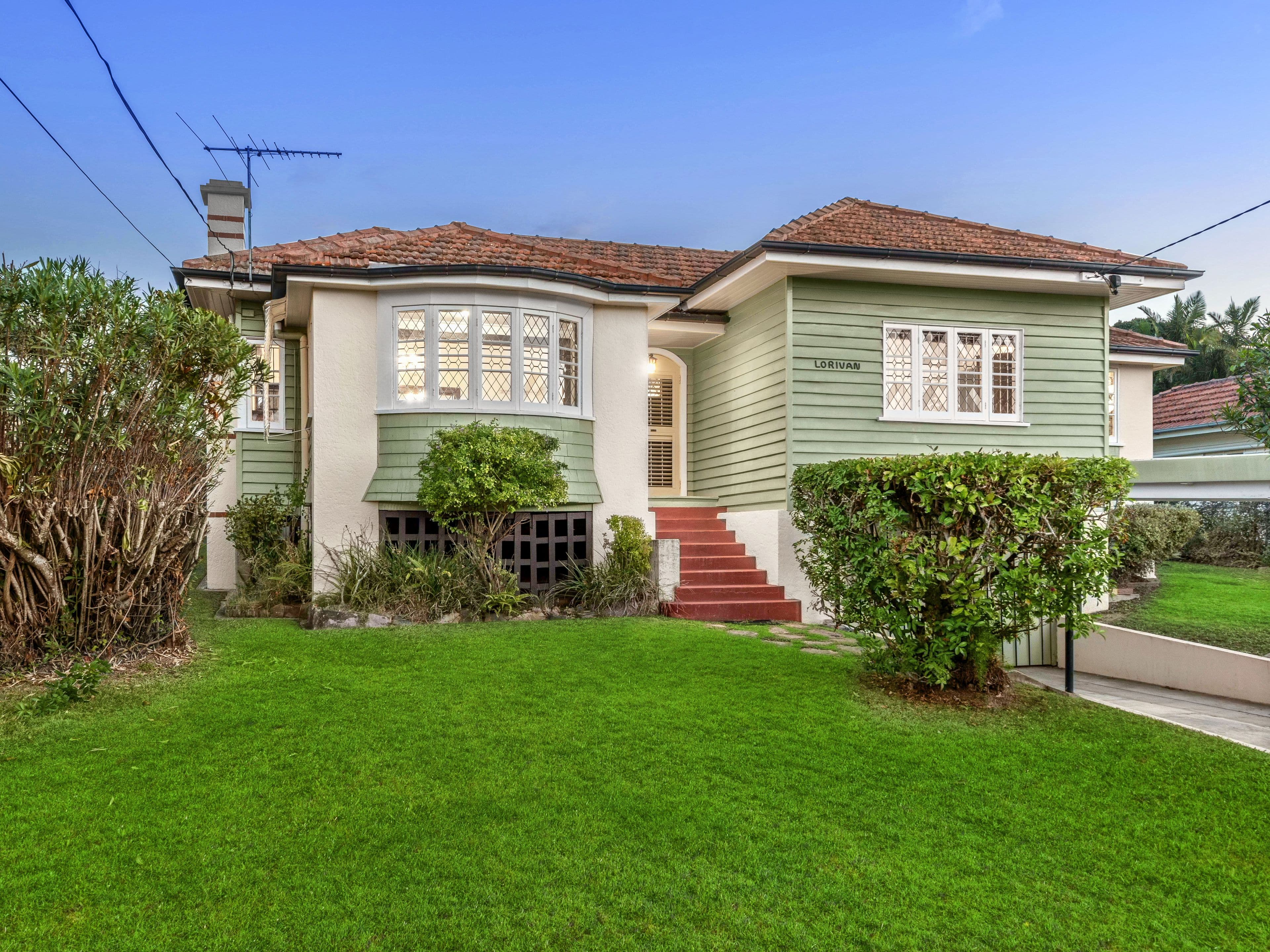51 Perth Street, Camp Hill QLD 4152, Camp Hill - Thumbnail 2