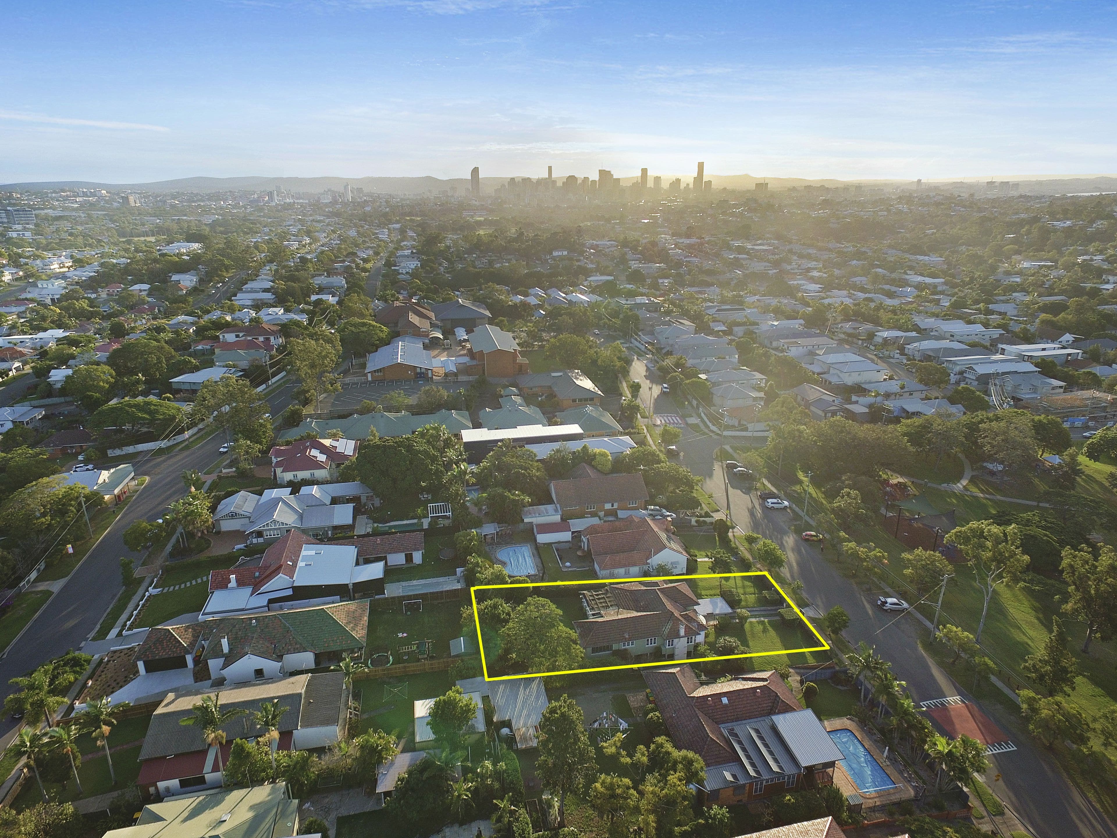 51 Perth Street, Camp Hill QLD 4152, Camp Hill - Thumbnail 3