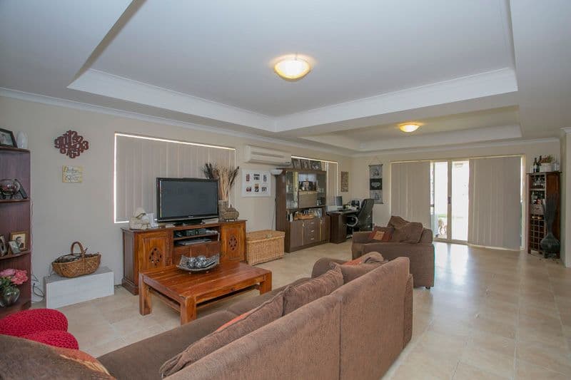 5 Saligna Bend, Wattle Grove WA 6107, Wattle Grove - Thumbnail 2
