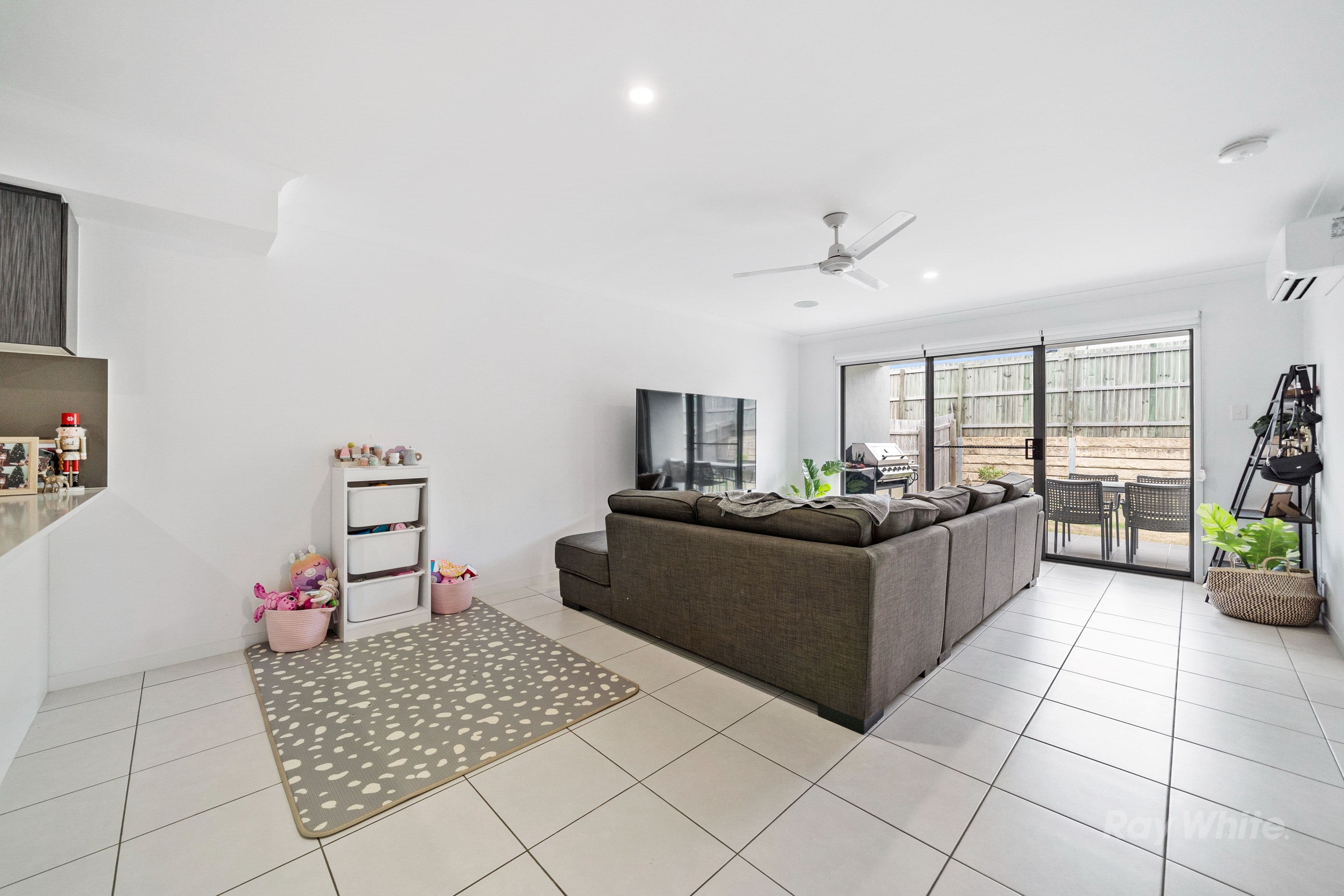 13 Mortimer Drive, FLAGSTONE QLD 4280, Flagstone - Thumbnail 5