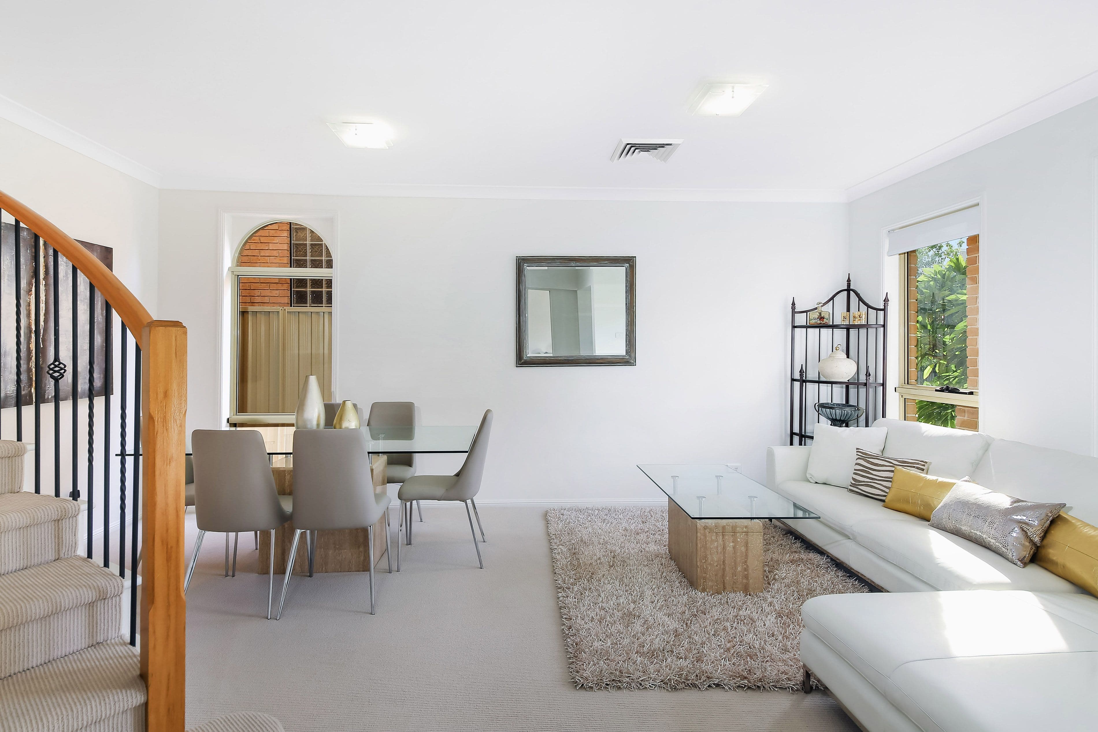 33 Balmoral Crescent, Georges Hall - Thumbnail 2