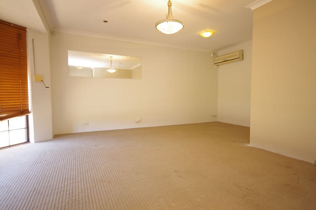27 Honeywell Boulevard, MIRRABOOKA WA 6061, Mirrabooka - Thumbnail 2