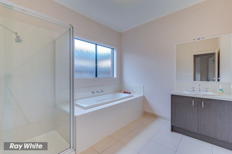 5 Red Robin Road, Truganina VIC 3029, Truganina - Thumbnail 7