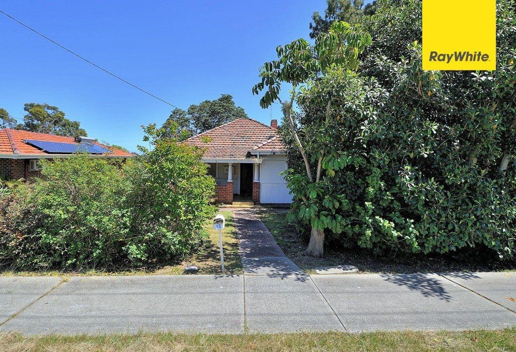15 Hackett Street, Bellevue WA 6056, Bellevue - Thumbnail 2