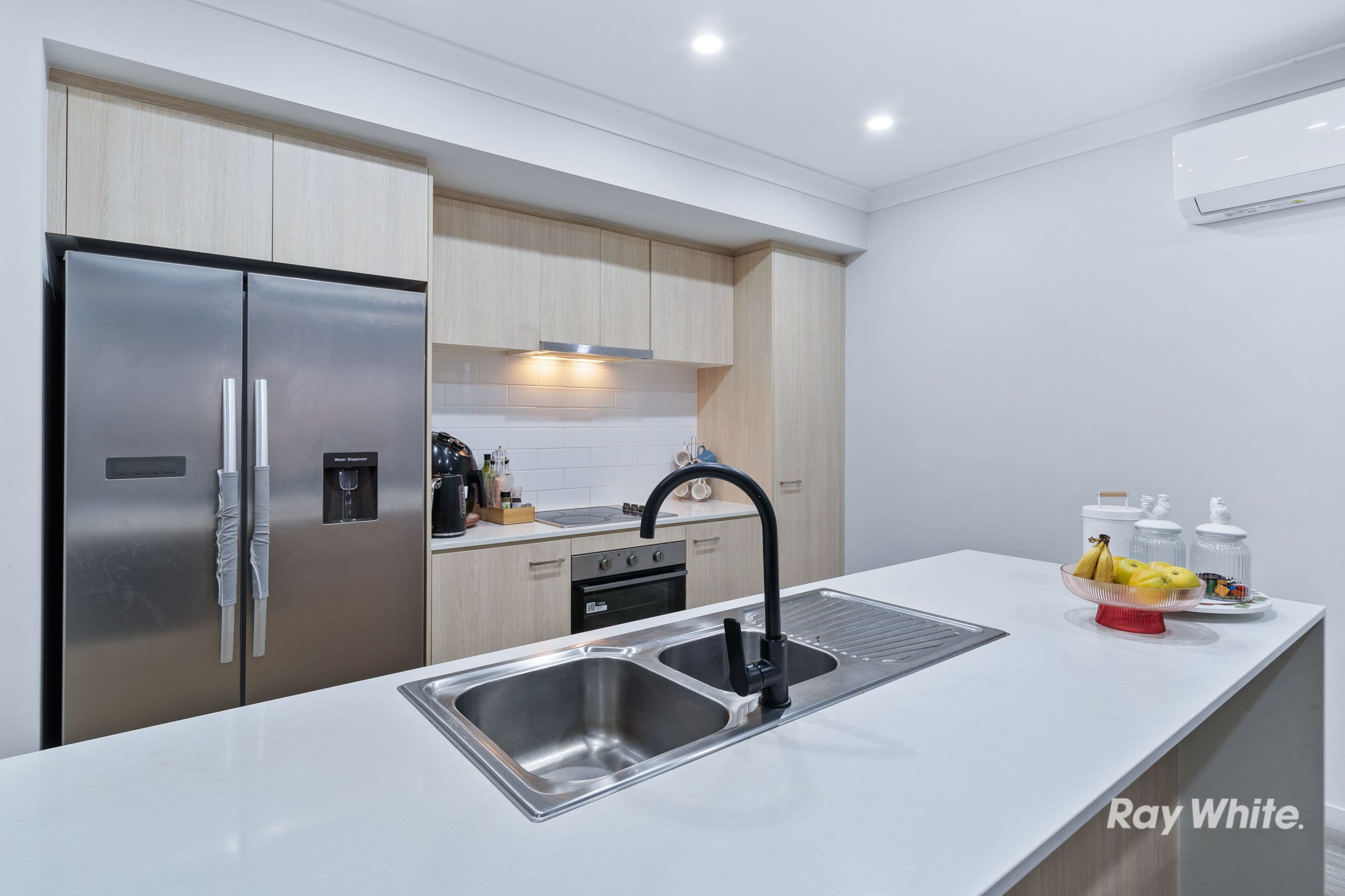 7 Barratt Drive, Greenbank QLD 4124, Greenbank - Thumbnail 4