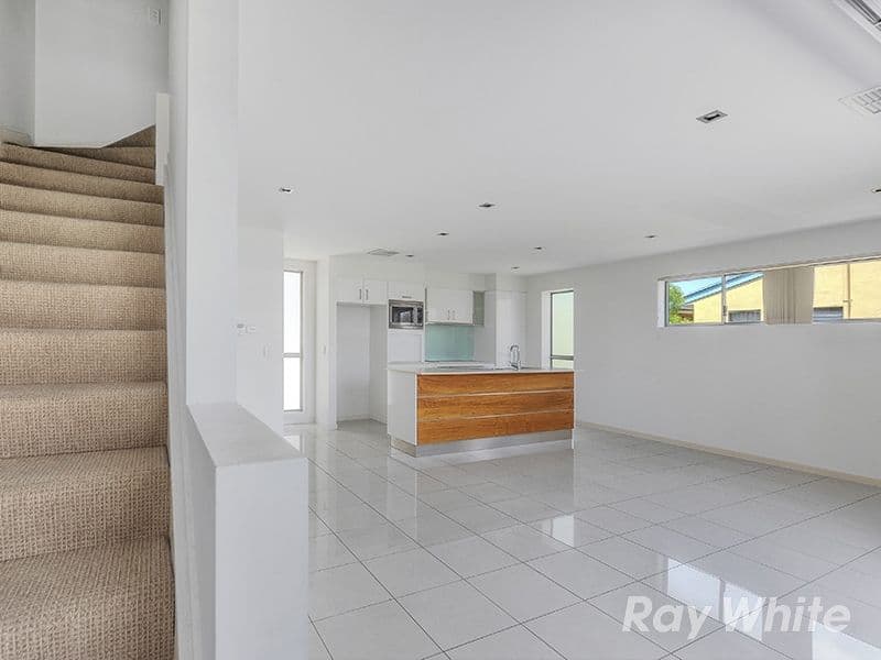 11 Huddart Street, Alderley QLD 4051, Alderley - Thumbnail 2