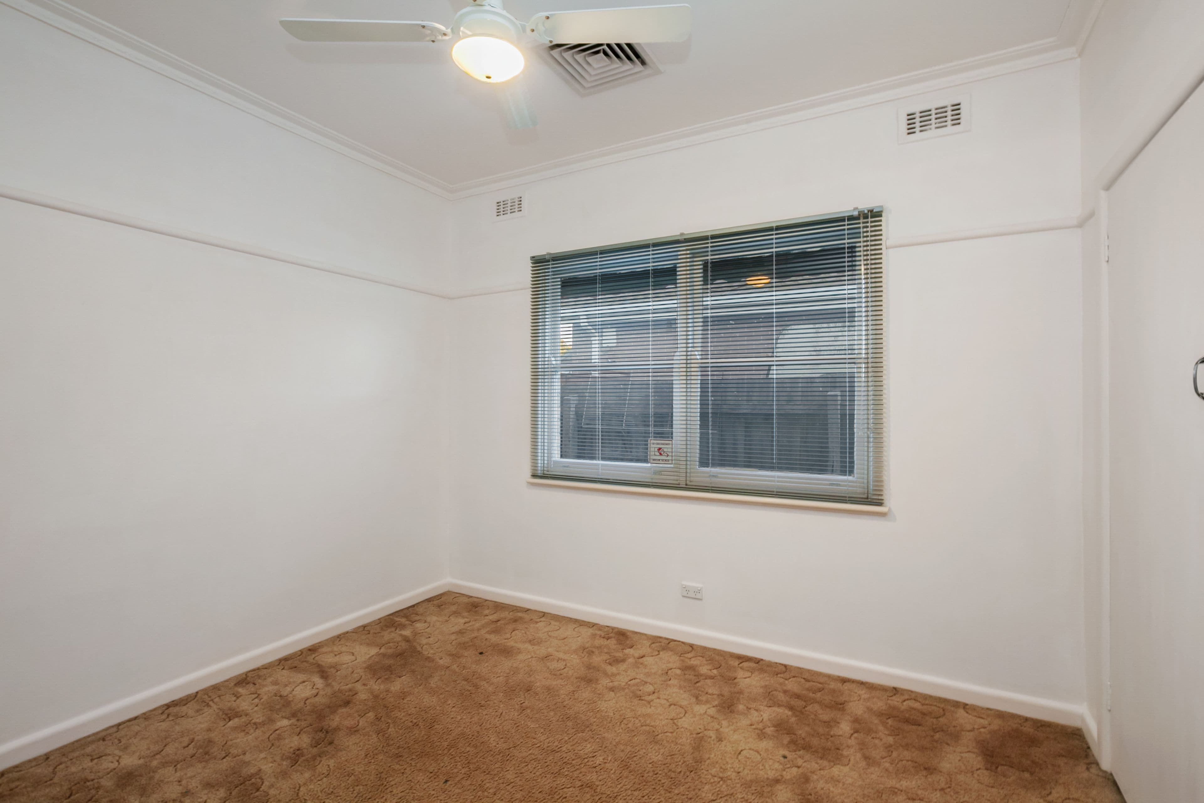 66 Crookston Road, Reservoir VIC 3073, Reservoir - Thumbnail 6