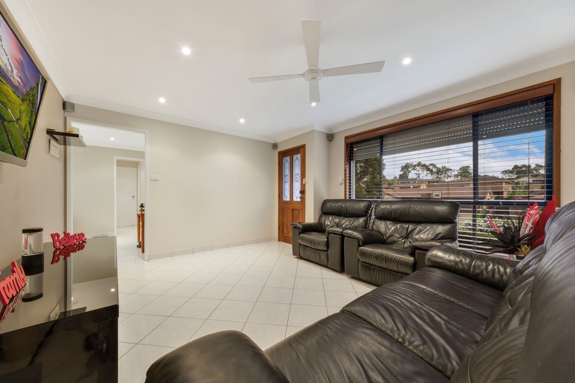 9 Gambia Street, Kearns - Thumbnail 3