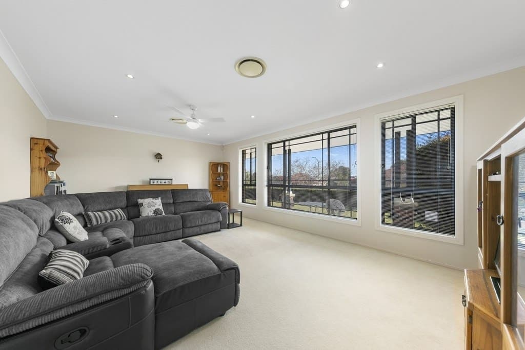 46 Richard Road, Rutherford - Thumbnail 4