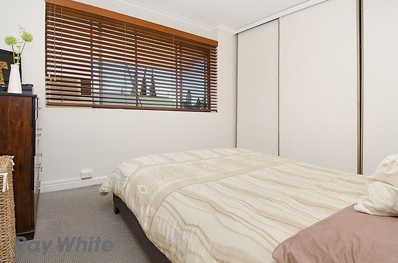 46 Racecourse Road, HAMILTON QLD 4007, Hamilton - Thumbnail 3