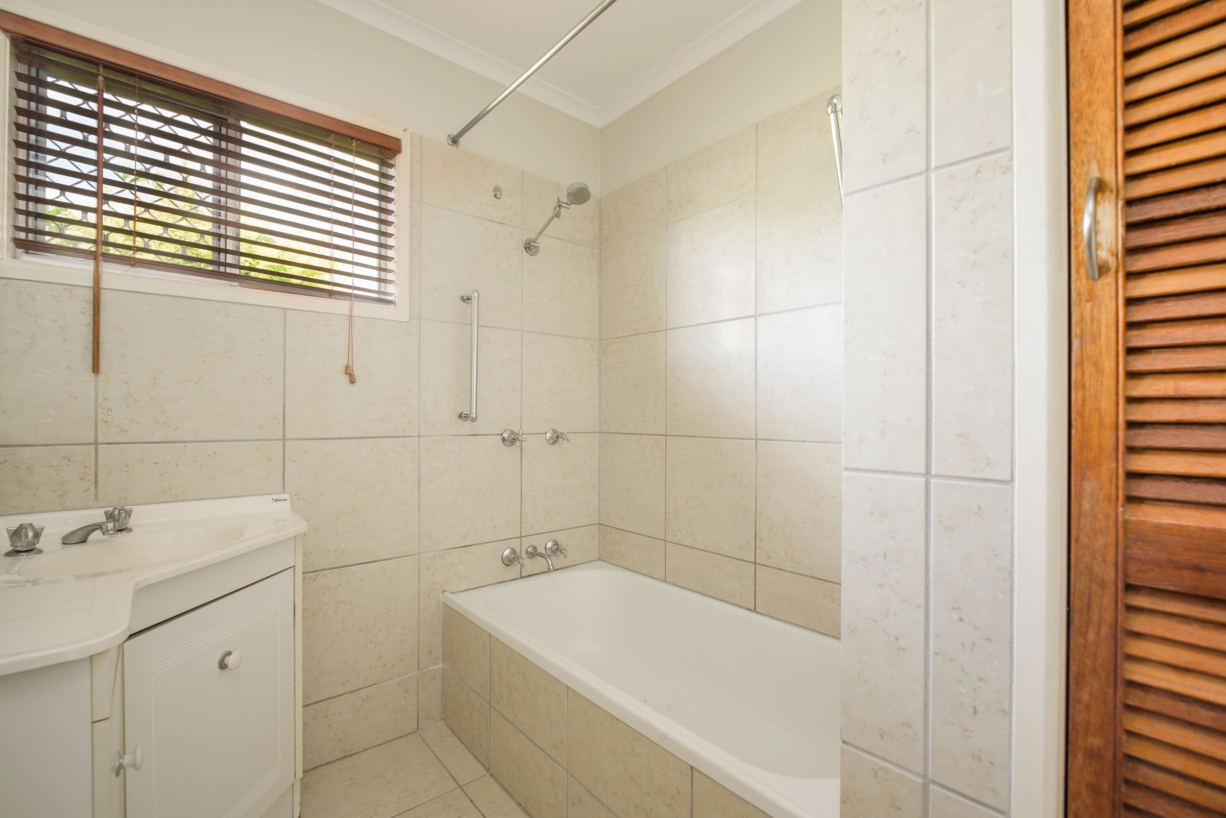 9 Sandpiper Avenue, New Auckland QLD 4680, New Auckland - Thumbnail 8